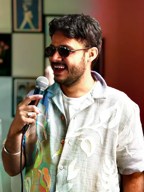 Anshul Sharma — Singer, Guitarist, Live Performer at 12NOTEZ Music Studio Jaipur